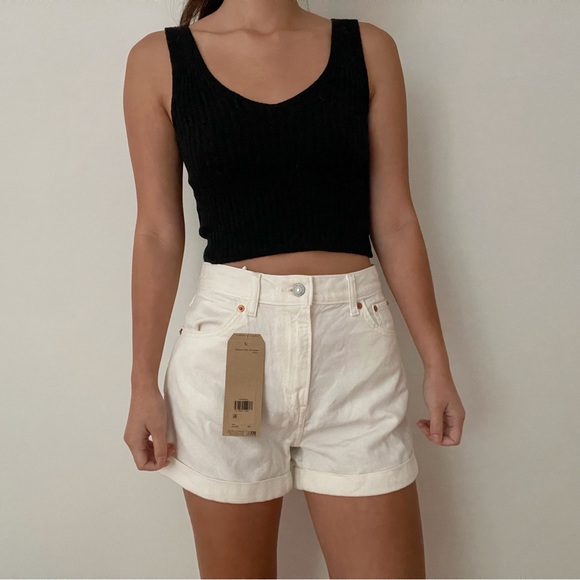 Levi’s Mom A Line Shorts - Picture 1 of 4